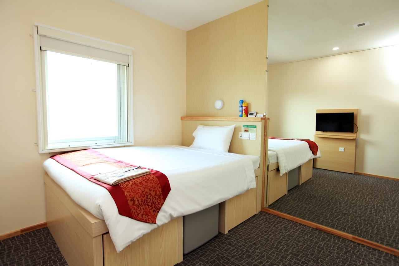 Super Hotel Γιανγκόν Εξωτερικό φωτογραφία