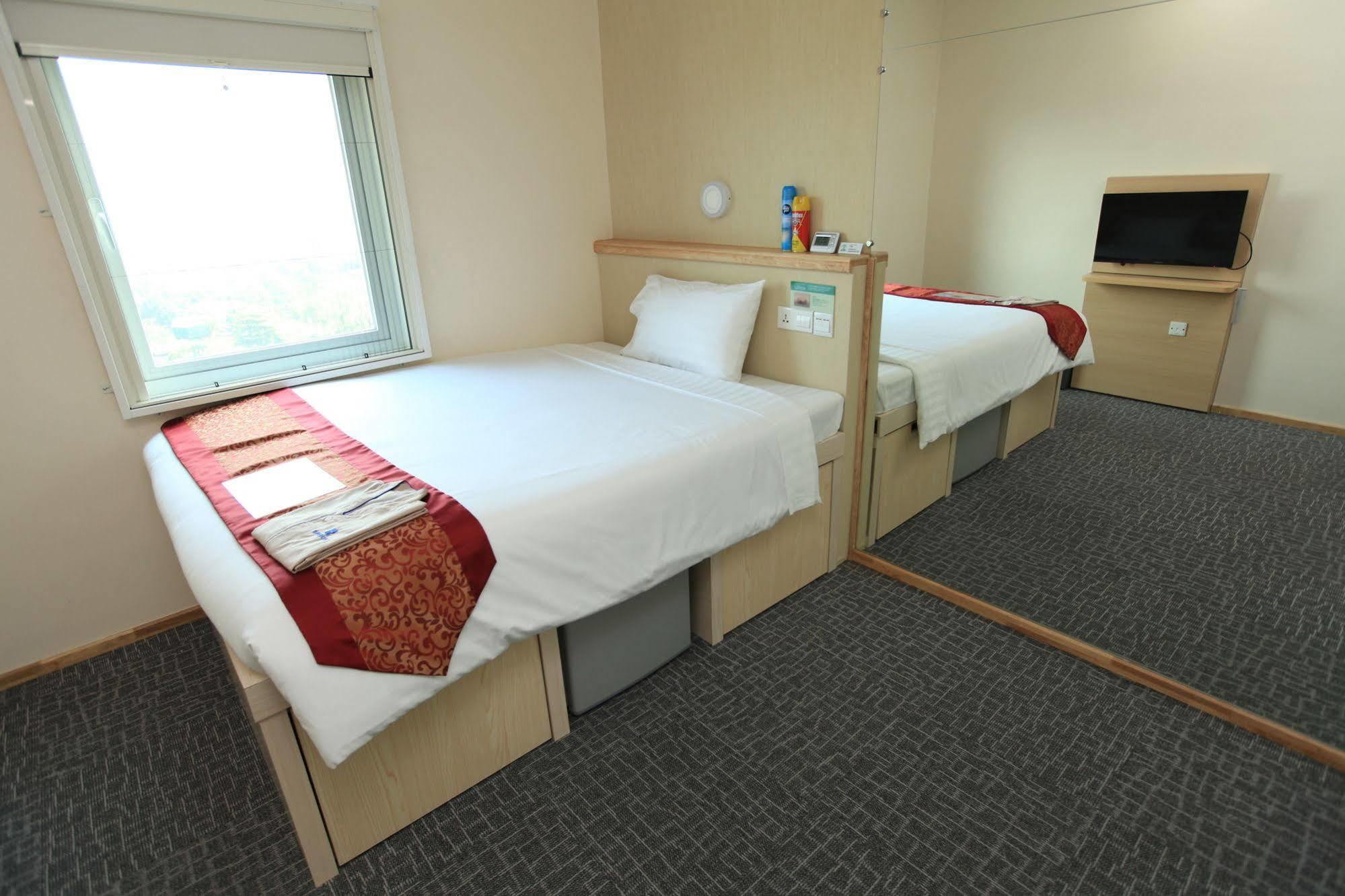 Super Hotel Γιανγκόν Εξωτερικό φωτογραφία