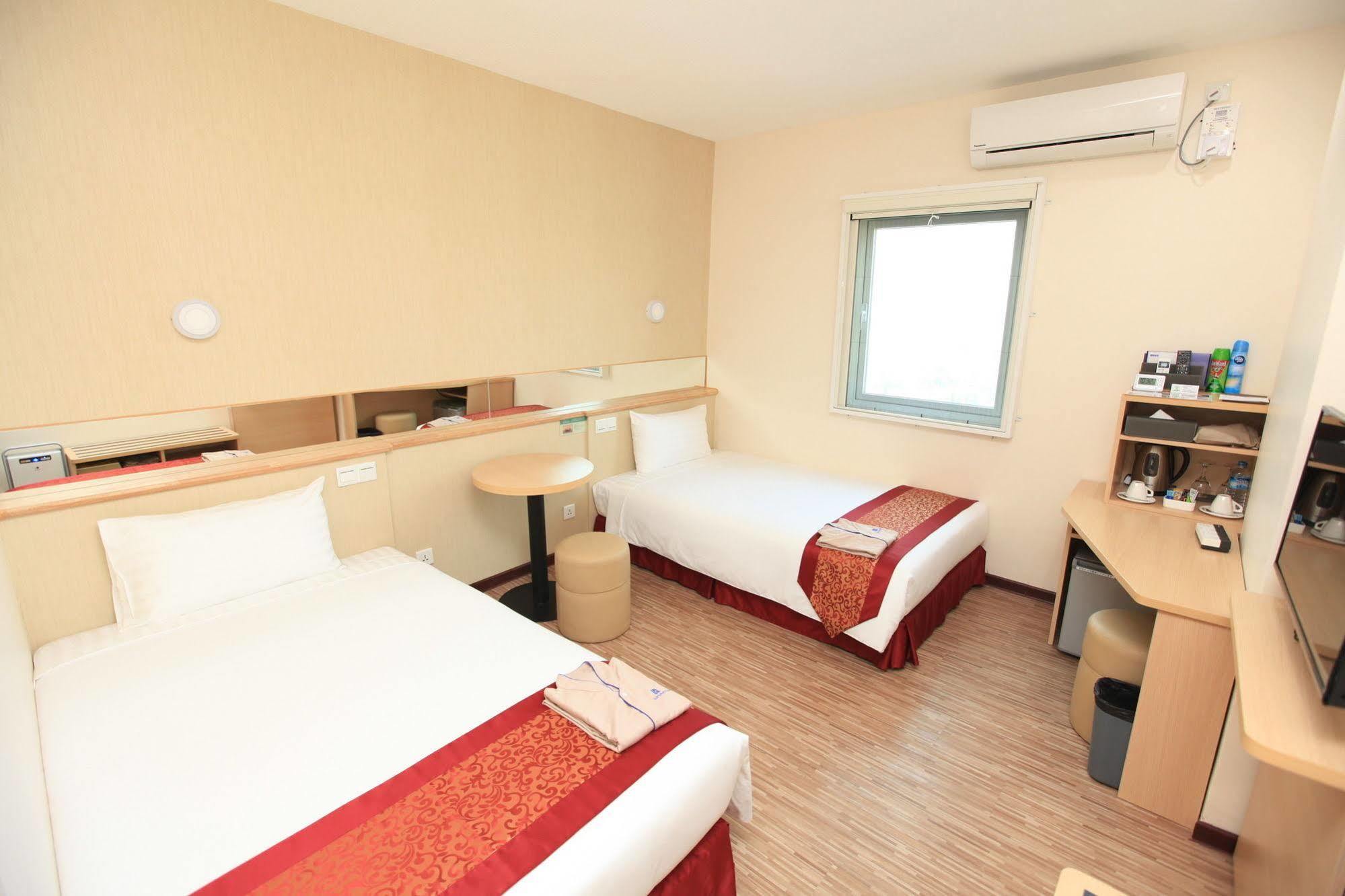 Super Hotel Γιανγκόν Εξωτερικό φωτογραφία